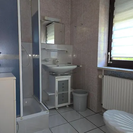 1 Aster-elmo Apartment Bad Fussing